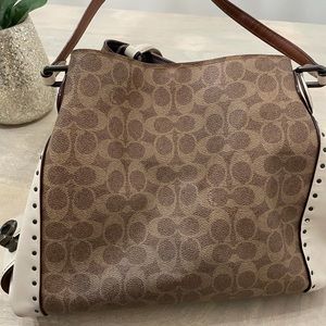 Woman’s Coach Shoulder Bag.